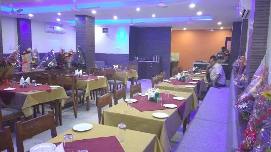 Pakwaan Family Restaurant